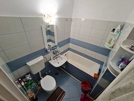 Apartament de vânzare 3 camere, în Iasi, zona Tatarasi