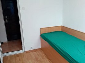 Apartament de închiriat 3 camere, în Iaşi, zona Tătăraşi