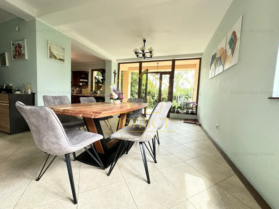 Duplex spatios cu 8 camere | Dumbravita