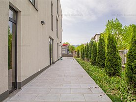 Apartament de vânzare 2 camere, în Braşov, zona Tractorul