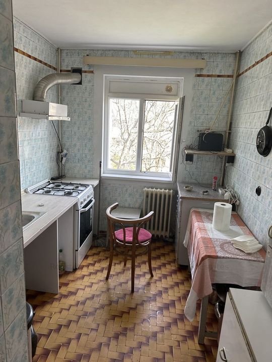 Proprietar, inchiriez 4 camere Veteranilor