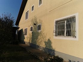 Casa de vânzare 7 camere, în Frumuşani