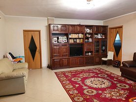 Casa de vanzare 6 camere, în Frumusani