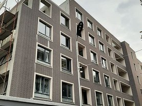 Apartament de vânzare 3 camere, în Bucureşti, zona Pipera