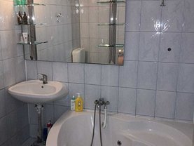 Apartament de închiriat 2 camere, în Bucureşti, zona Titan