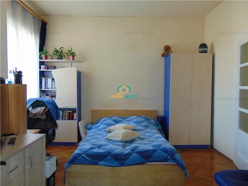 Apartament de vanzare cu 3 camere decomandat in Sibiu str Mitropoliei - imaginea 4