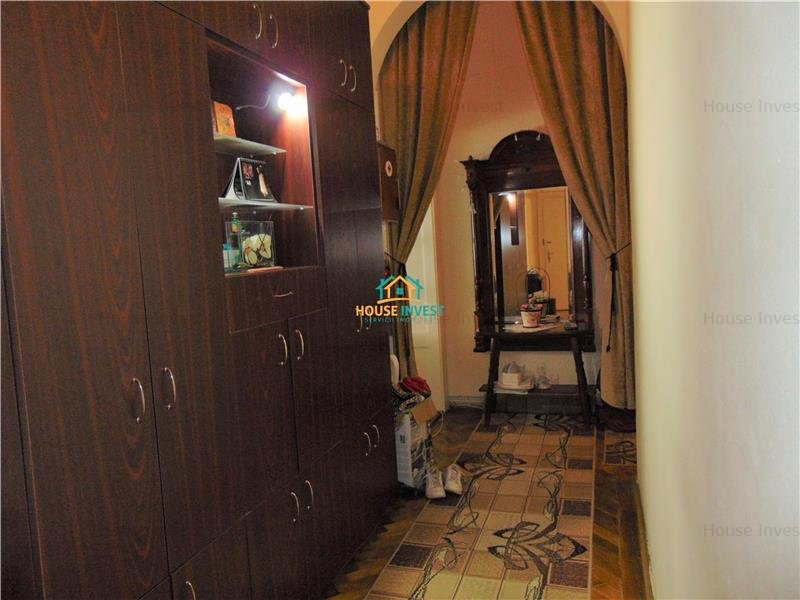 Apartament de vanzare cu 3 camere decomandat in Sibiu str Mitropoliei - imaginea 9