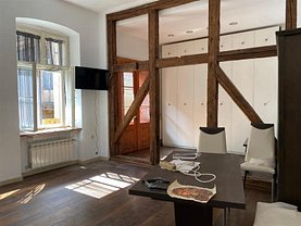 Apartament de închiriat 2 camere, în Sibiu, zona Central