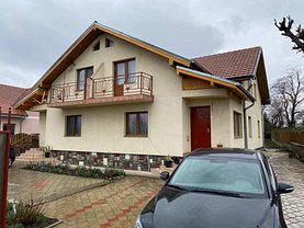 Casa de vanzare 4 camere, în Carpinis