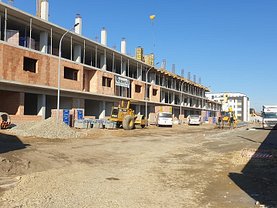 Apartament de vânzare 3 camere, în Sibiu, zona Turnisor