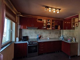 Apartament de vânzare 4 camere, în Arad, zona Micălaca