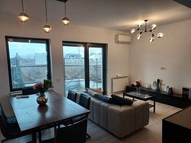 Casa de vanzare 4 camere, în Bucuresti, zona Giurgiului