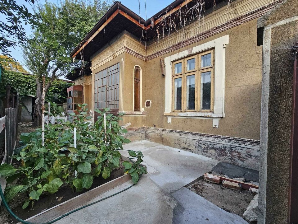 Casa Obor Kaufland constructie 1921 caramida S+P teren liber 50 m