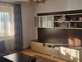 Apartament de vanzare 3 camere, în Alba Iulia, zona Central