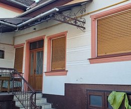 Casa de vânzare 3 camere, în Alba Iulia, zona Central