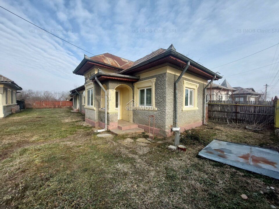 Casa batraneasca – Comisani