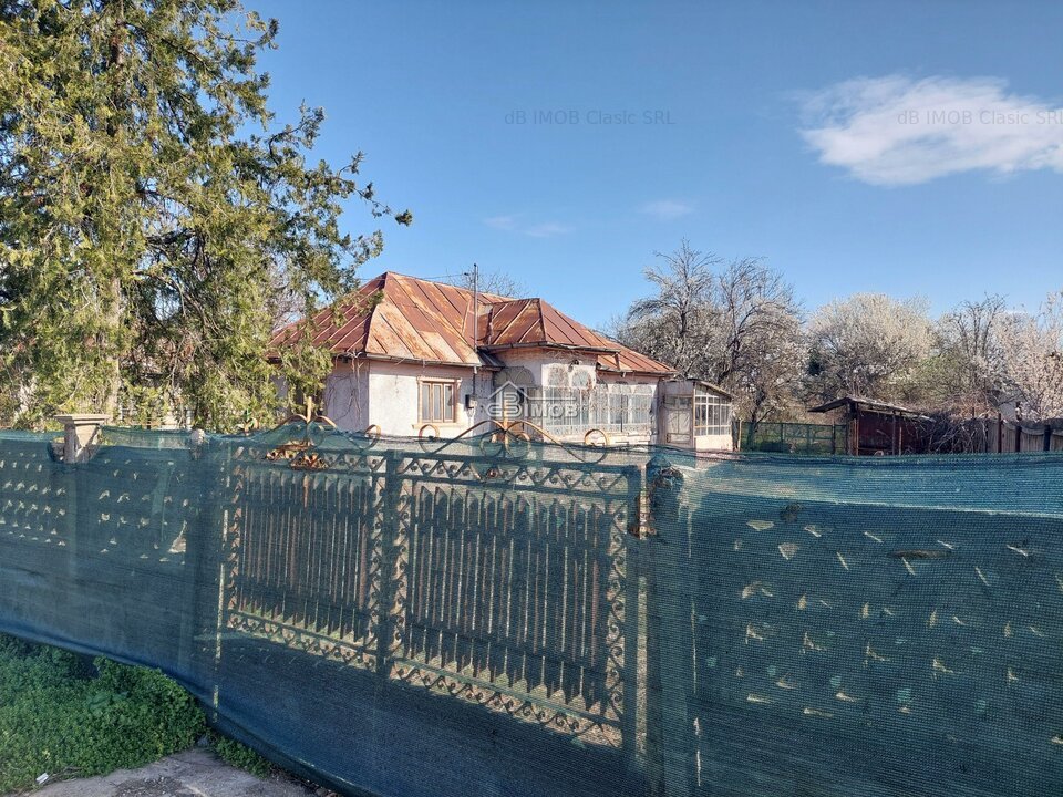 Vanzare casa demolabila – Ulmi, Dambovita