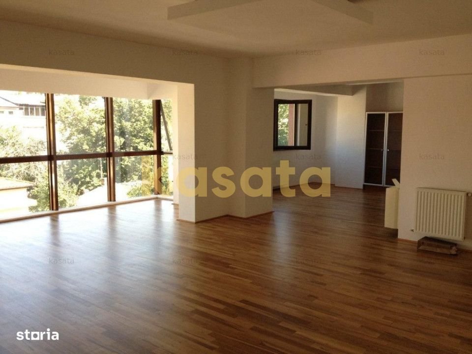 APARTAMENT LUX SUPERB SI SPATIOS AVIATORILOR