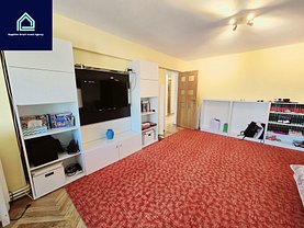 Apartament de vânzare 3 camere, în Bucureşti, zona Decebal