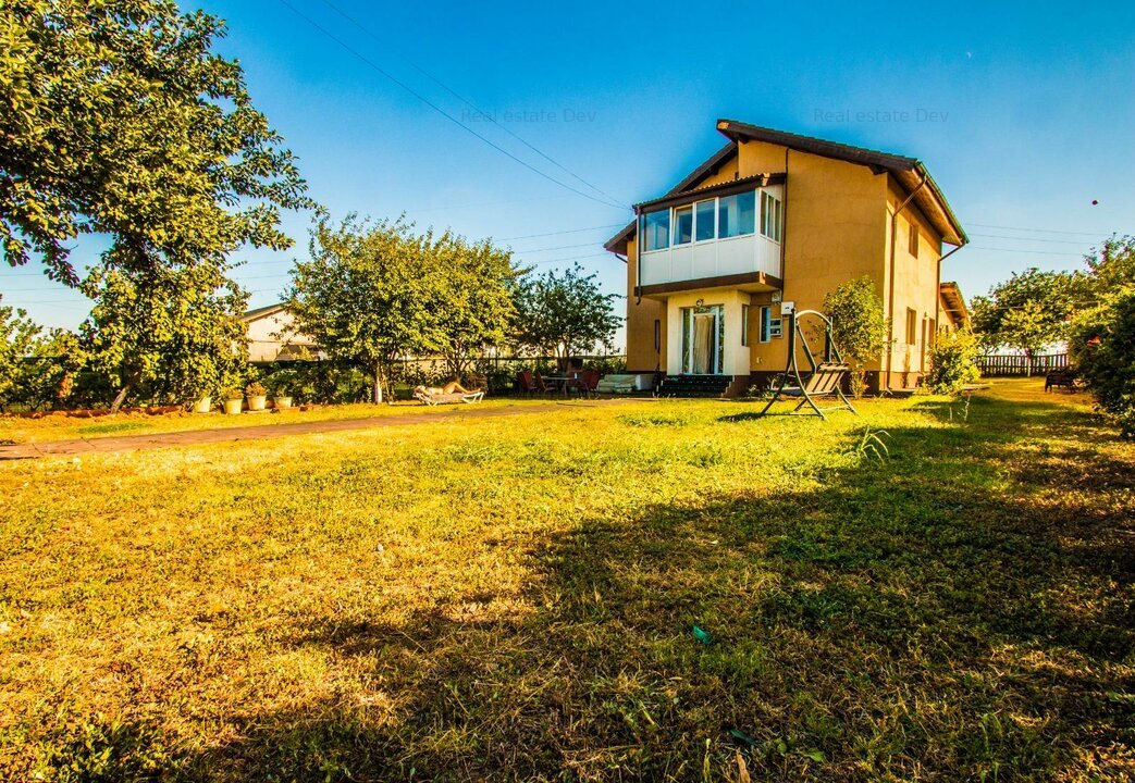 Vila de vanzare Branesti - 200 mp utili