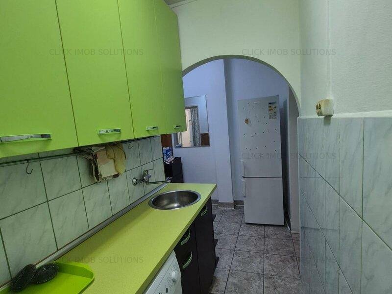 Costin Georgian metrou