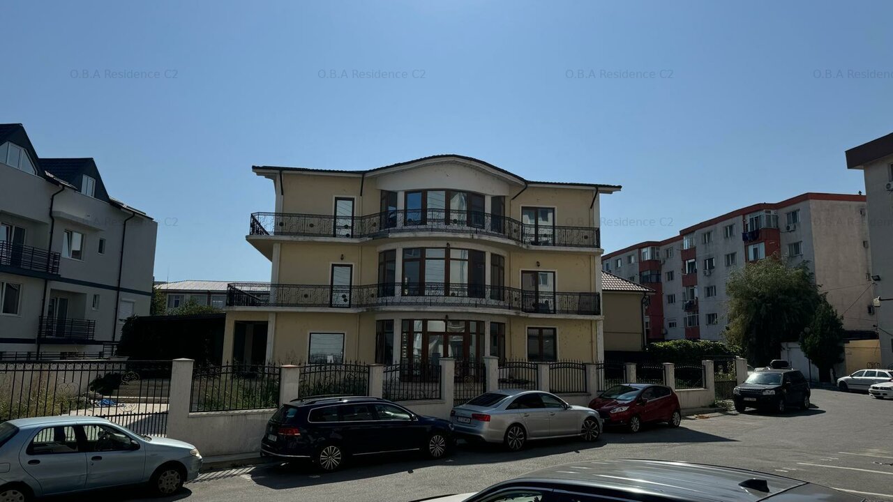 Casa Ultracentrala Navodari, 580 MP, 7 Camere, KM 0, Locuri parcare 5