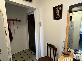 Apartament de vânzare 3 camere, în Brasov, zona Florilor