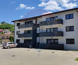 Apartament de vanzare 3 camere, în Mediaş, zona Exterior Vest