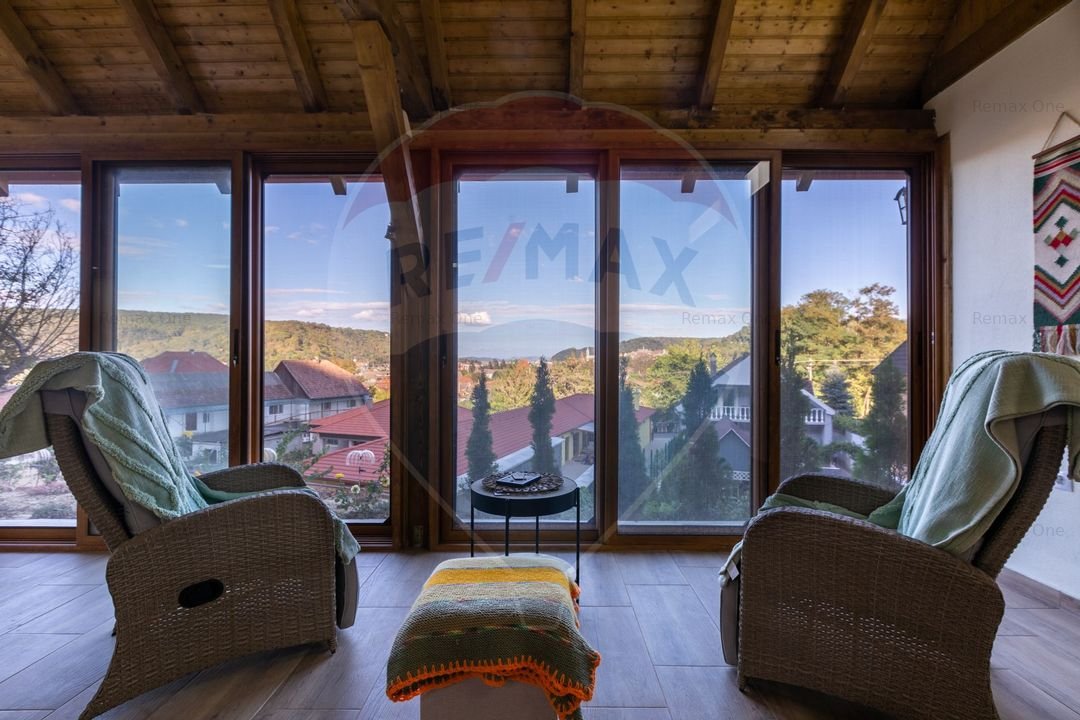 Casa de vanzare in Sighisoara - Lux si priveliste asupra cetatii