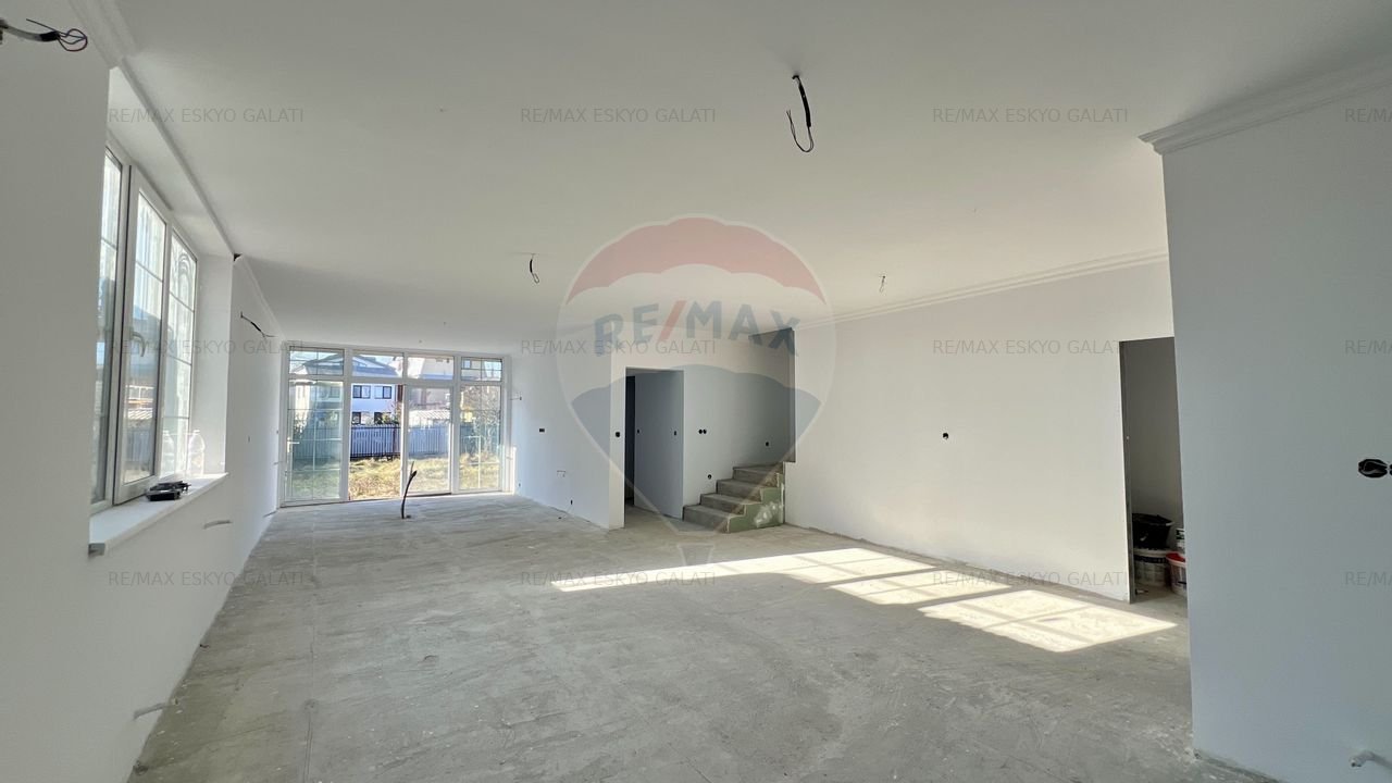 Casa / Vila cu 5 camere de vanzare zona Carrefour City Mall - Galati