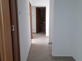 Apartament de vanzare 3 camere, în Bucuresti, zona Lacul Tei