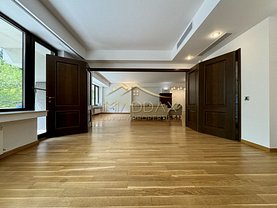 Apartament de închiriat 4 camere, în Bucureşti, zona Capitale