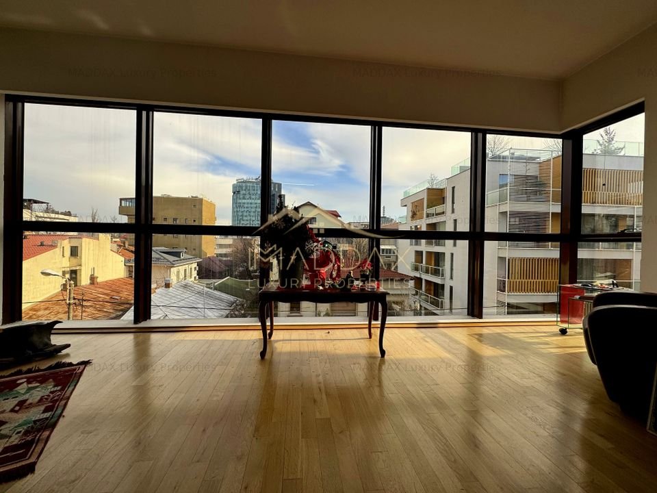 Apartament Elegant de Inchiriat - 5 Camere/ 3 Bai, *Soseaua Nordului*