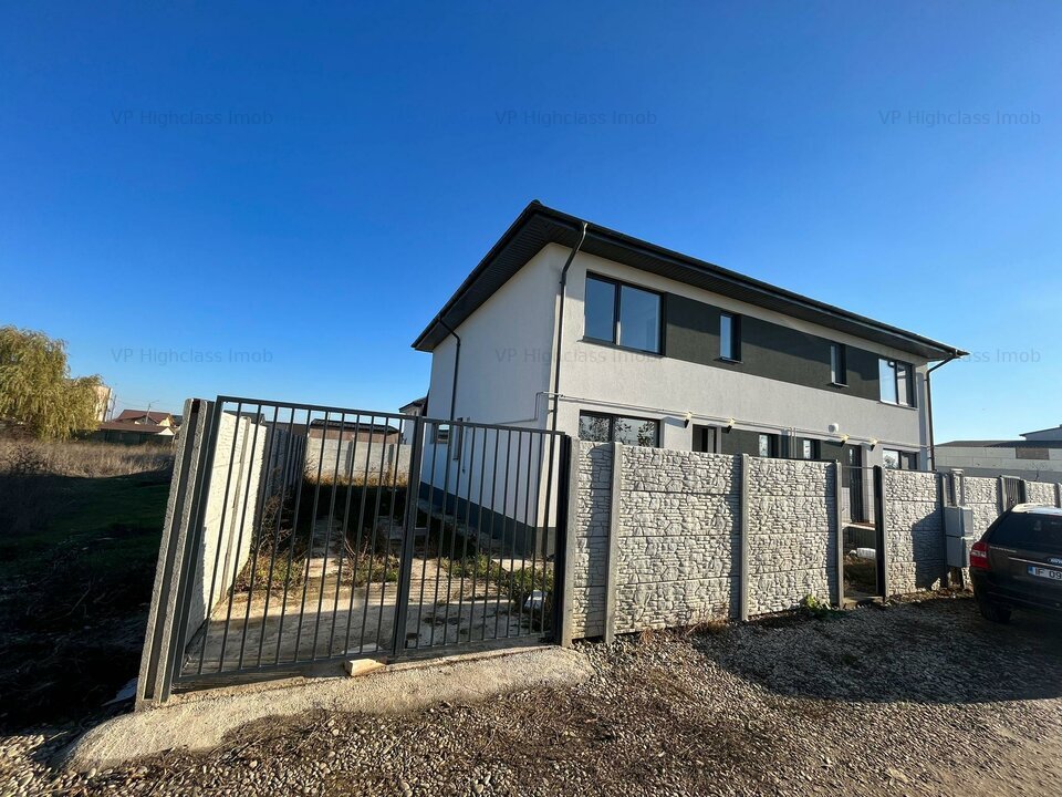 Vila tip duplex cu 5 camere