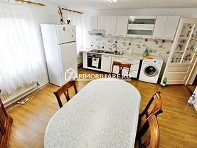 Apartament de închiriat 3 camere, în Târgu Mureş, zona Platou