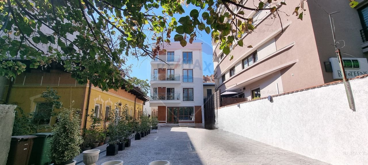 Spatiu comercial de vanzare / inchiriere | 93mp + terasa | Aviatorilor