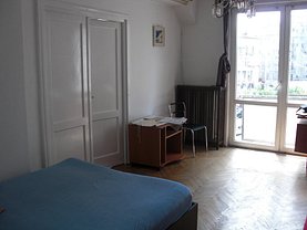 Apartament de vanzare 3 camere, în Bucuresti, zona Universitate