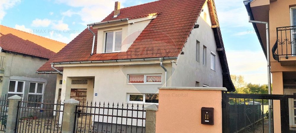De Vanzare Casa, Episcopia, 4 Camere, Semifinisata - imaginea 0 + 1
