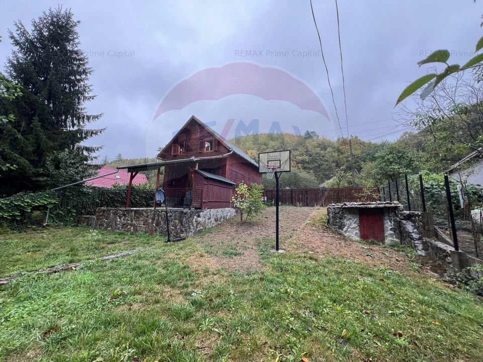 De vanzare Casa de Vacanta cu 4 camere, Padurea Neagra