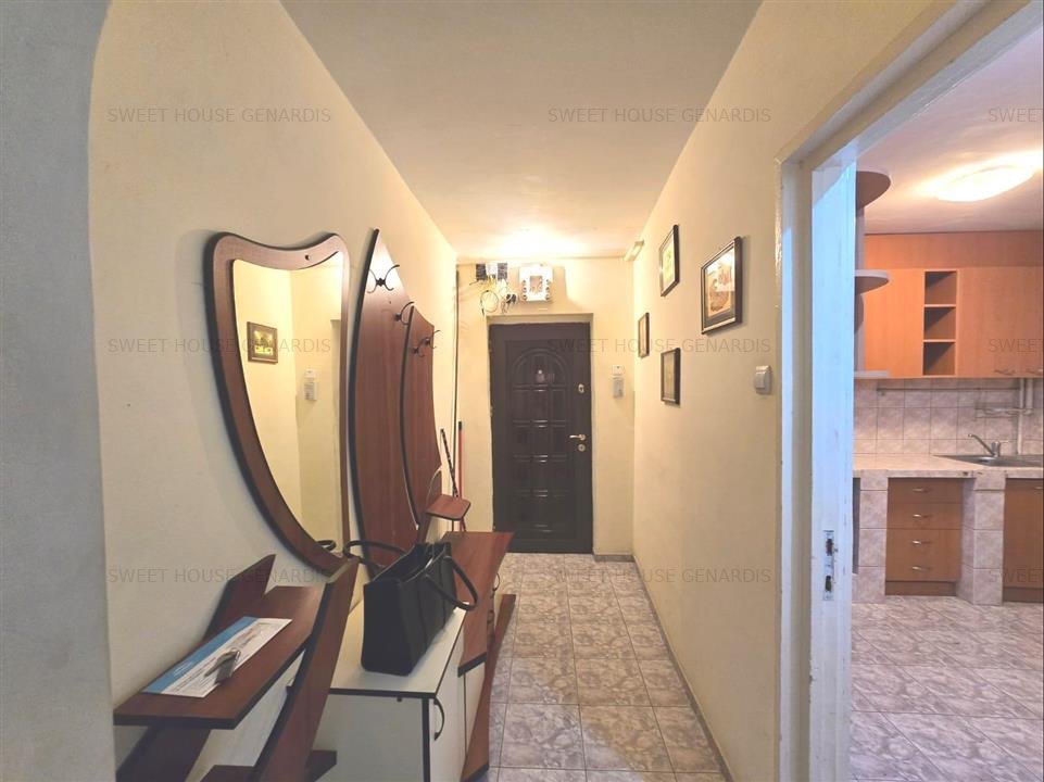 Apartament cu patru camere de vanzare Fagaras