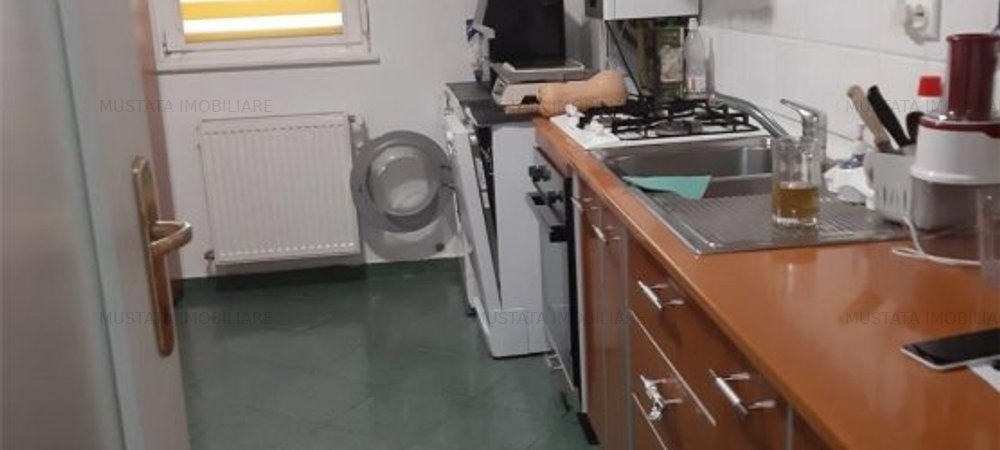 Apartament 3 camere 74mp zona Calarasi 4, Bloc 2006 - imaginea 0 + 1