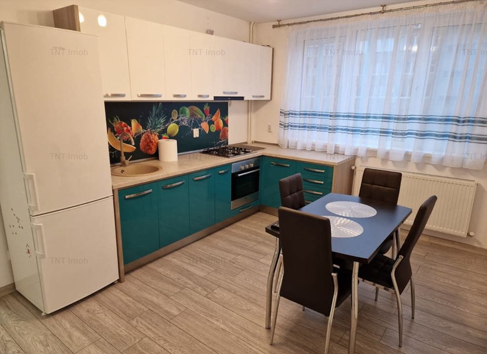 Vanzare apartament 4 camere Militari Apusului