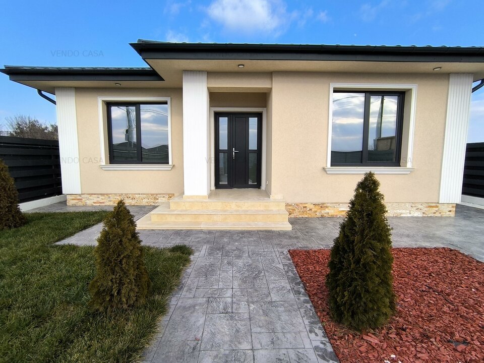 Vilă parter 4 camere + Teren 450mp CREVEDIA-SAMURCASI | PREDARE LA CHEIE