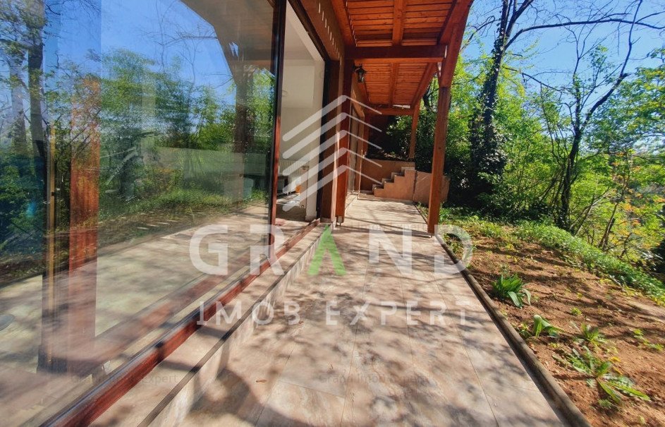 Casa 6 camere | 2 bucatarii | 3bai | zona Grigorescu/Taietura Turcului