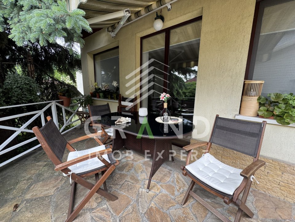 Casa cocheta cu gradina superba si garaj-Dambul Rotund/Corneliu Coposu-Cluj