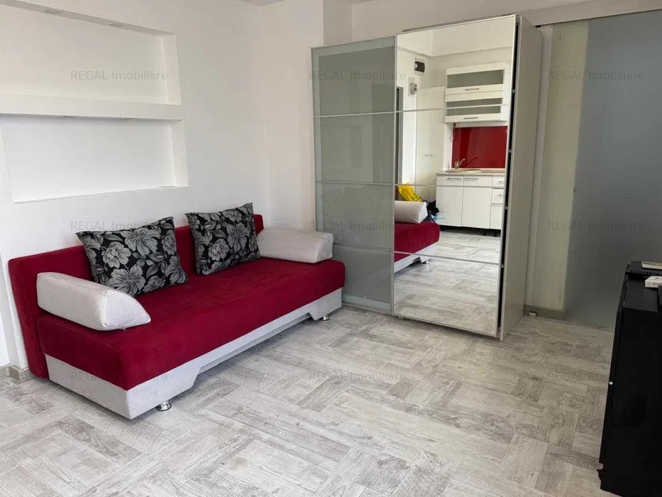 Cismigiu - Kogalniceanu | Garsoniera renovata modern | Prima inchiriere