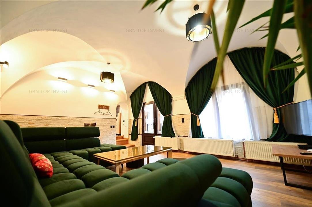 Afacere de lux la cheie zona Piata Mare