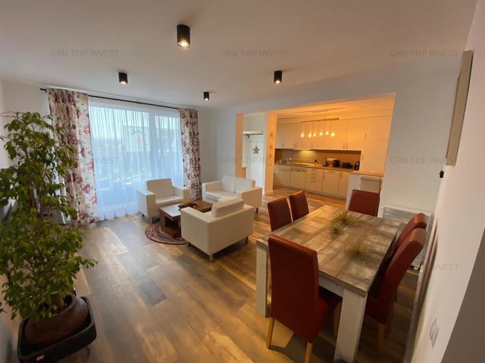 Casa cu 4 camere 2 bai 3 balcoane in Cristian