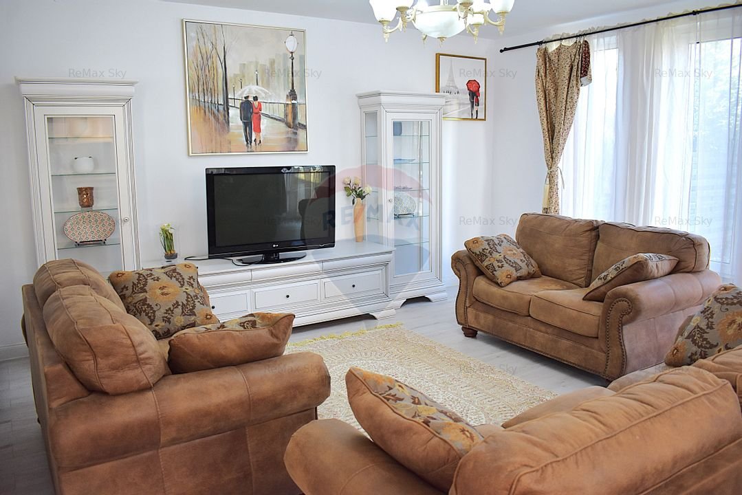 Casa de inchiriat cu 4 camere, Floresti