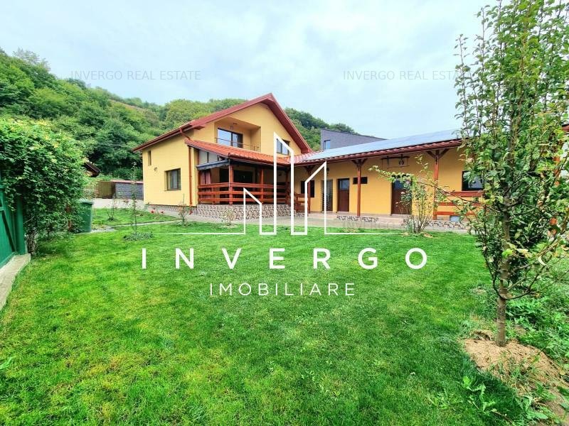 Casa, 6 camere, de vânzare, în Floresti